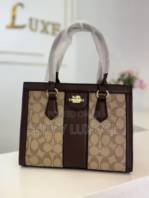 Coach Medium Size Bad