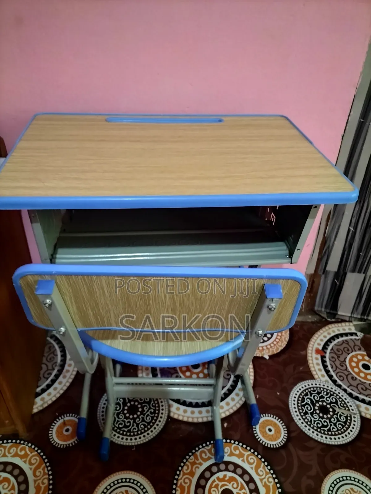 Students Desk for Sale