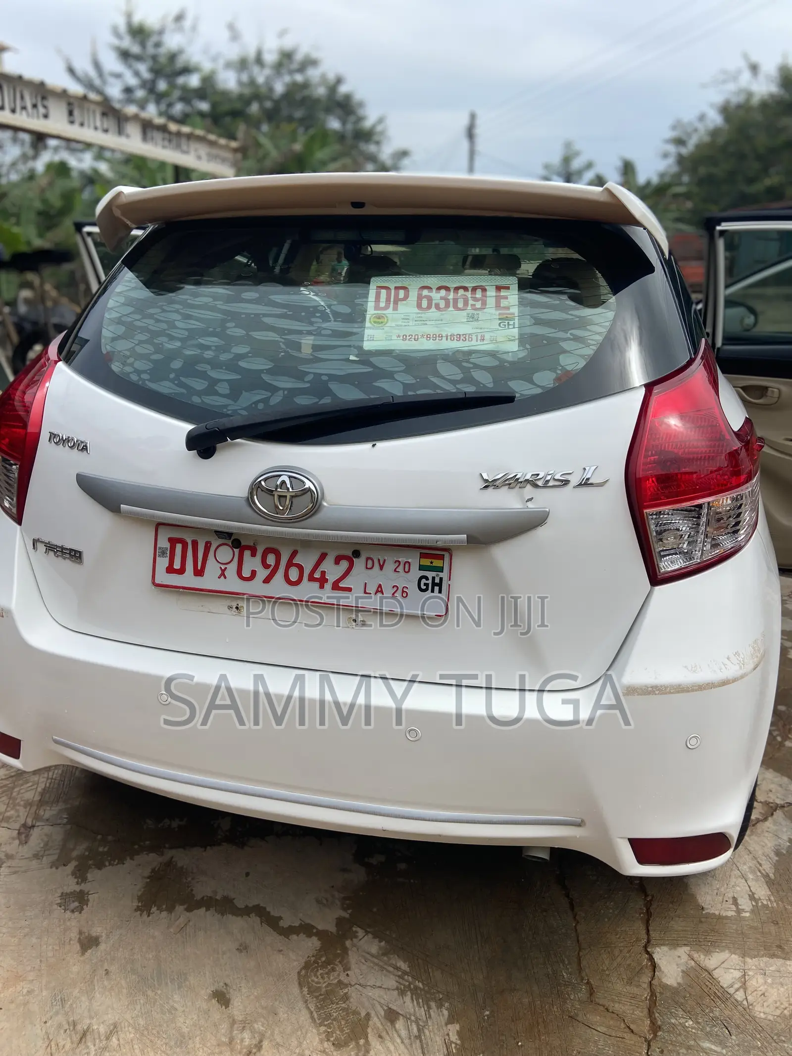 Toyota Yaris 2014 White
