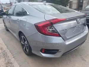 Honda Civic Touring 4dr Sedan (1.5L 4cyl) 2017 Gray
