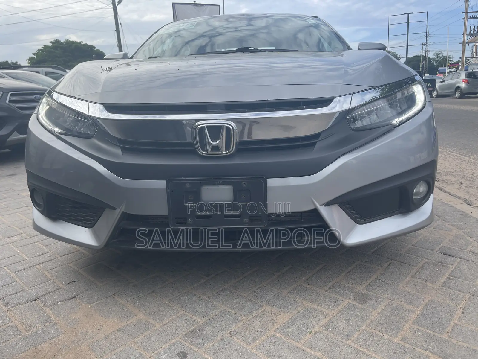 Honda Civic Touring 4dr Sedan (1.5L 4cyl) 2017 Gray