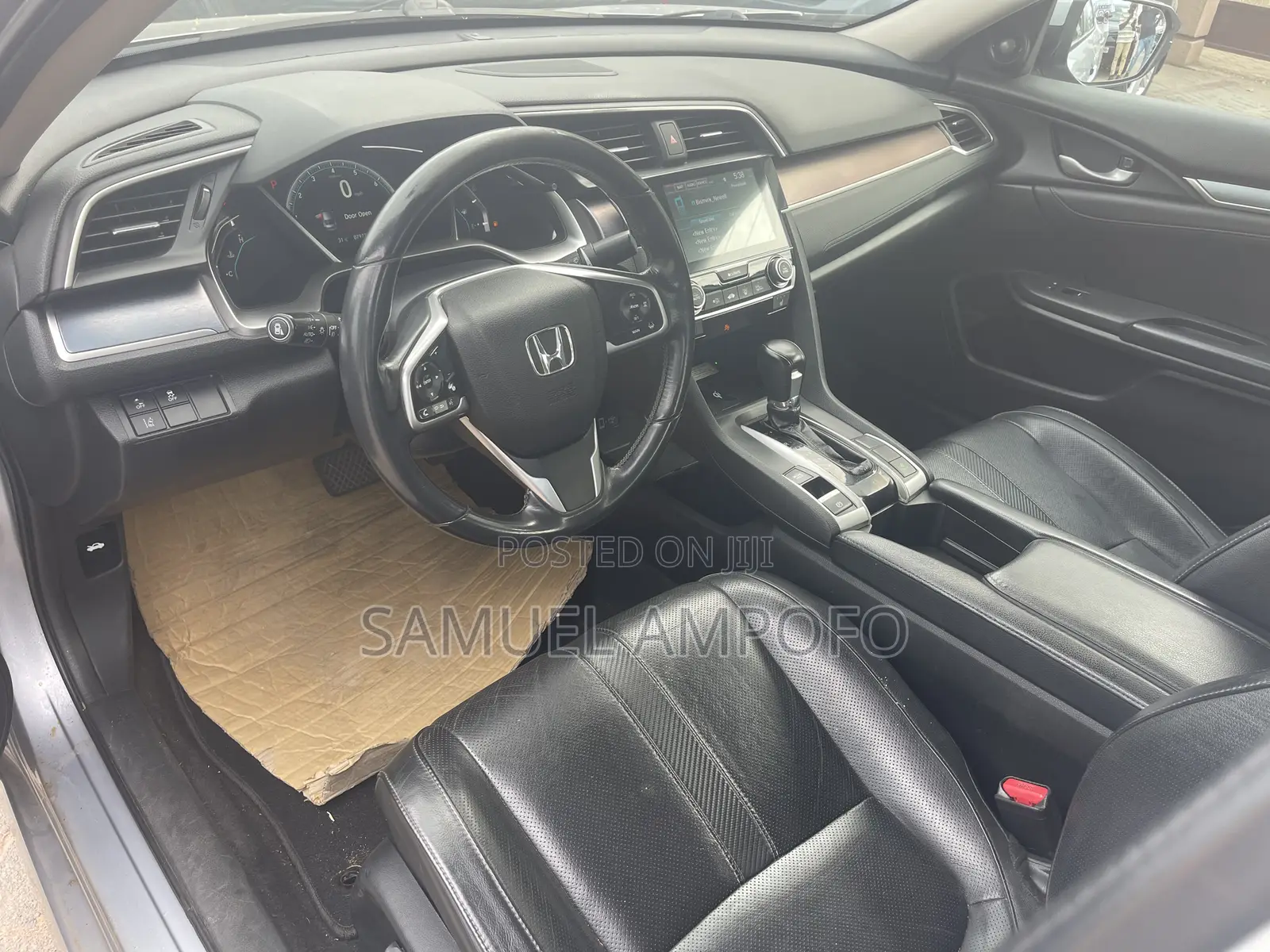 Honda Civic Touring 4dr Sedan (1.5L 4cyl) 2017 Gray