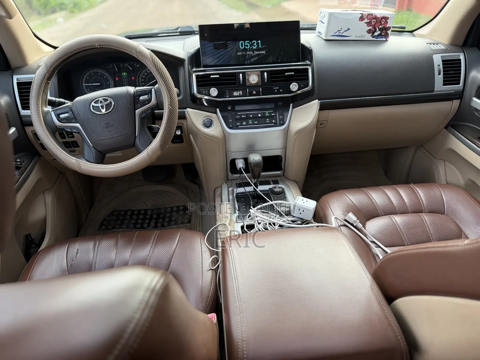 Toyota Land Cruiser 5.7 V8 2013 Gray