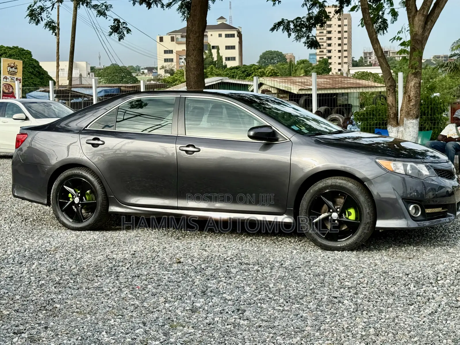 Toyota Camry SE 4dr Sedan (2.5L 4cyl 6A) 2012 Gray