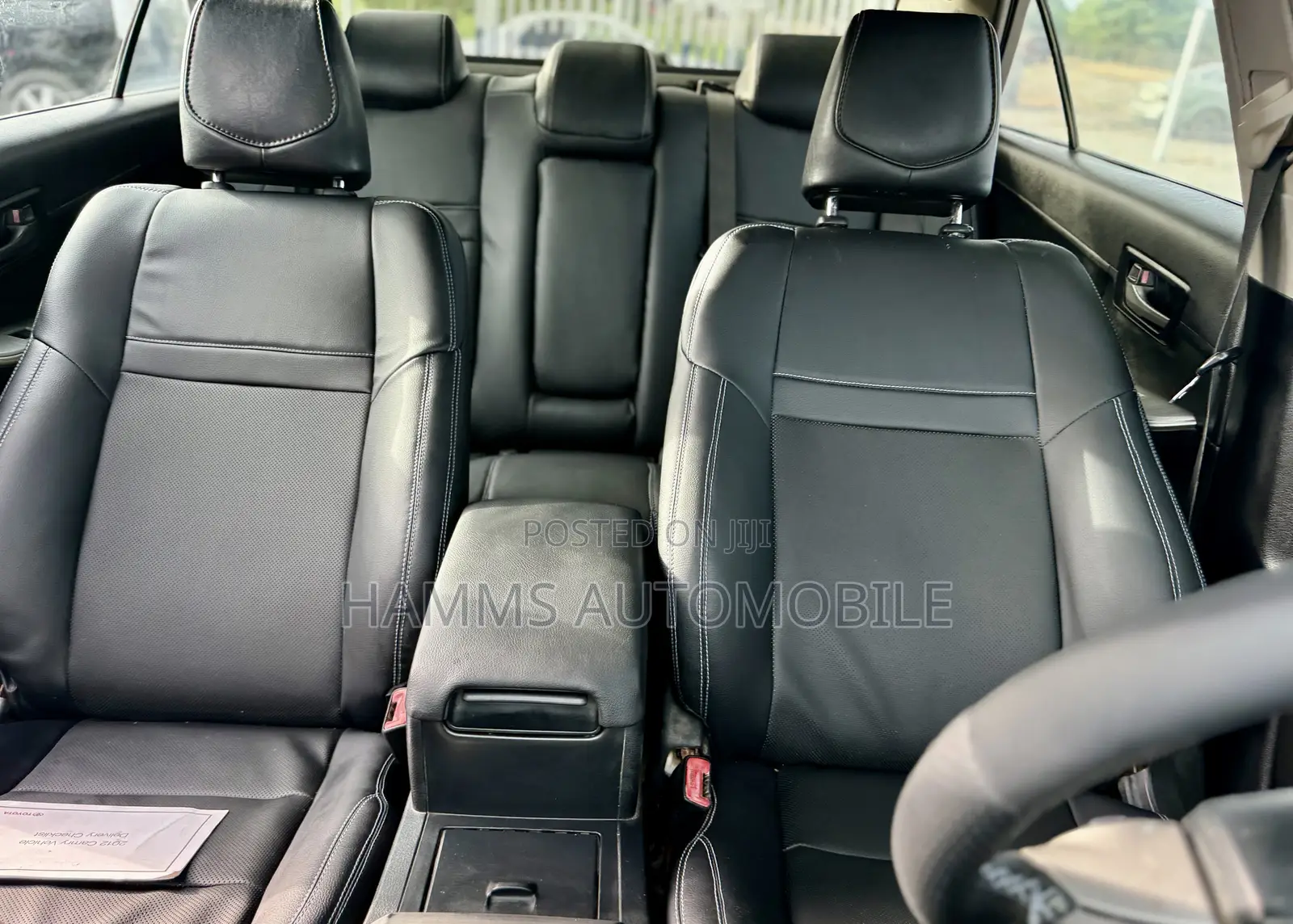 Toyota Camry SE 4dr Sedan (2.5L 4cyl 6A) 2012 Gray