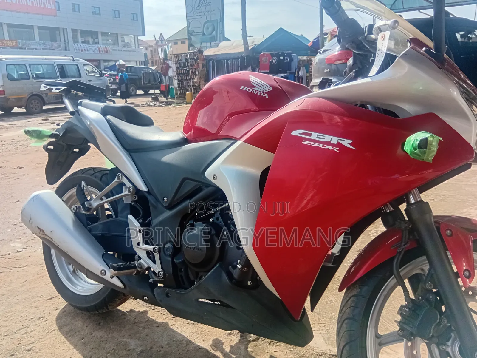 Honda CBR 2012 Red