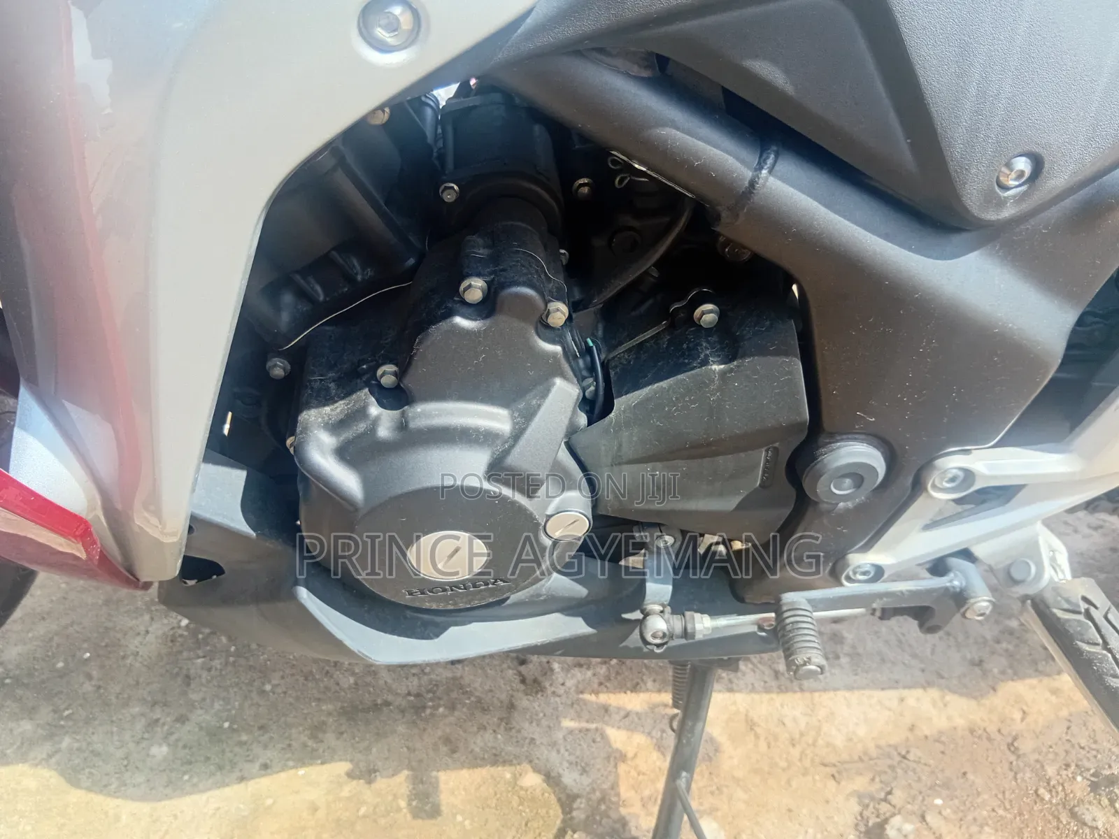 Honda CBR 2012 Red