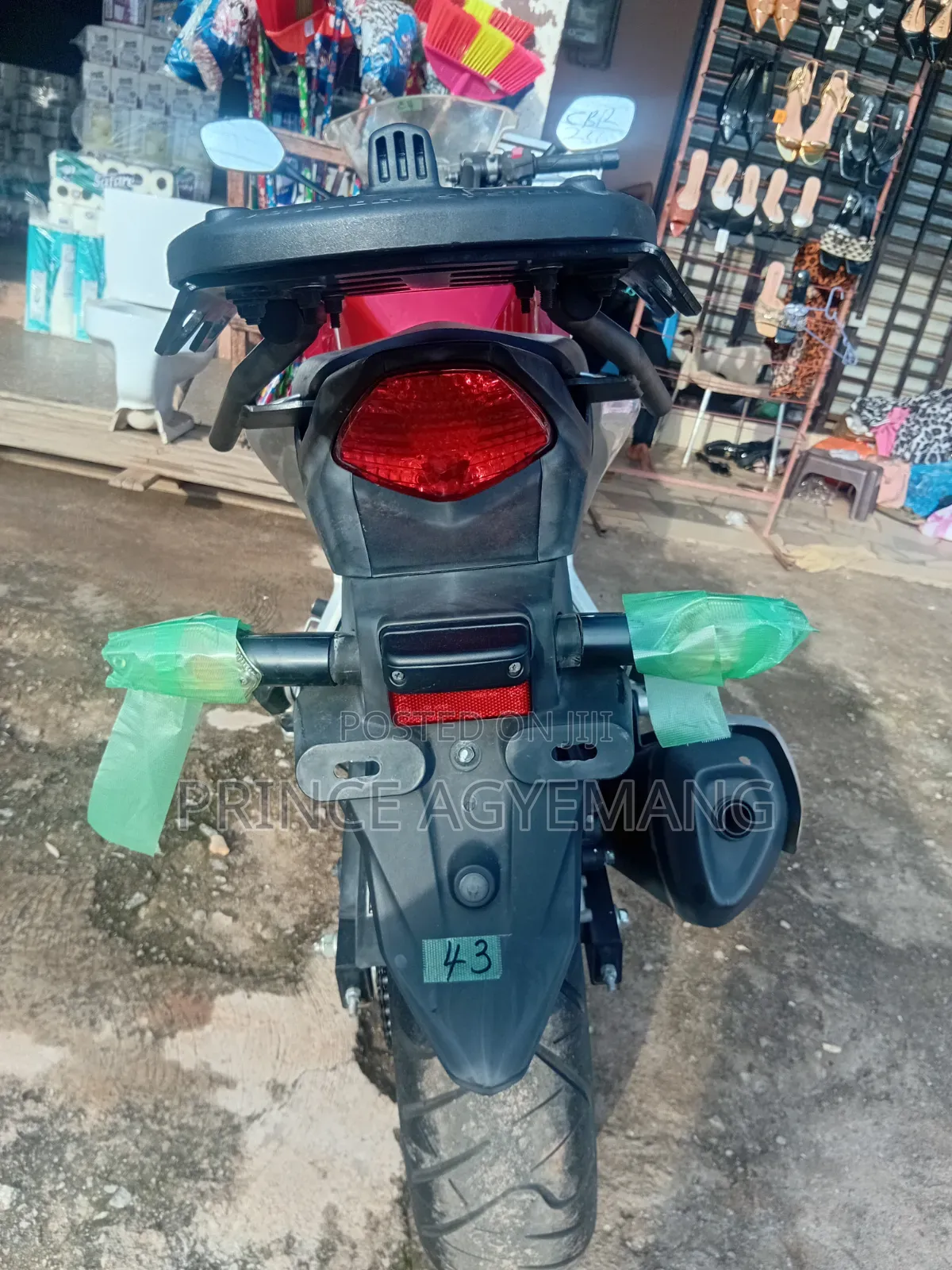 Honda CBR 2012 Red