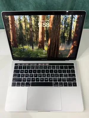 Laptop Apple MacBook Pro 2019 8GB Intel Core i5 SSD 128GB