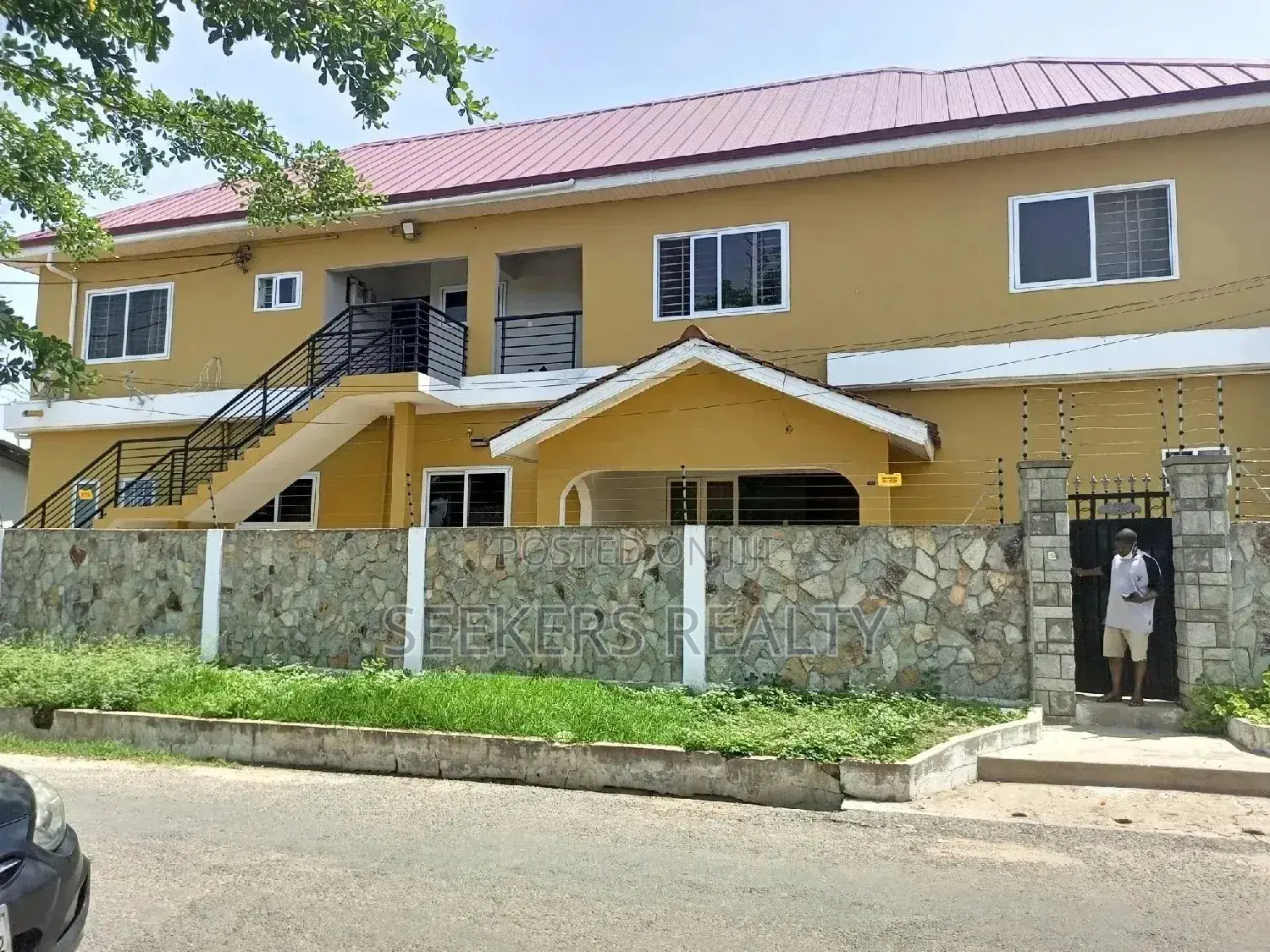 3bdrm Apartment in Seekers Realty, Osu for rent