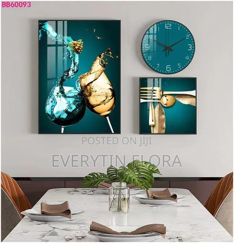 Wall Hanging Set – Canvas Art + Silent Clock*