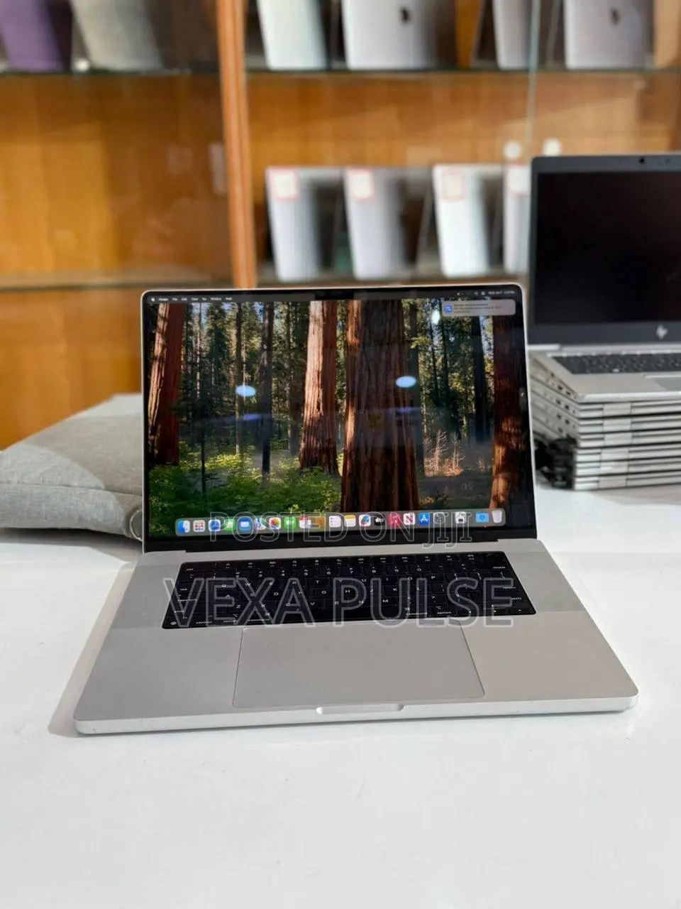 Laptop Apple MacBook Pro 2023 M3 Pro 36GB Apple M3 Pro SSD 1T