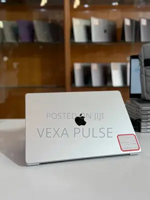 Laptop Apple MacBook Pro 2023 M3 Pro 36GB Apple M3 Pro SSD 1T