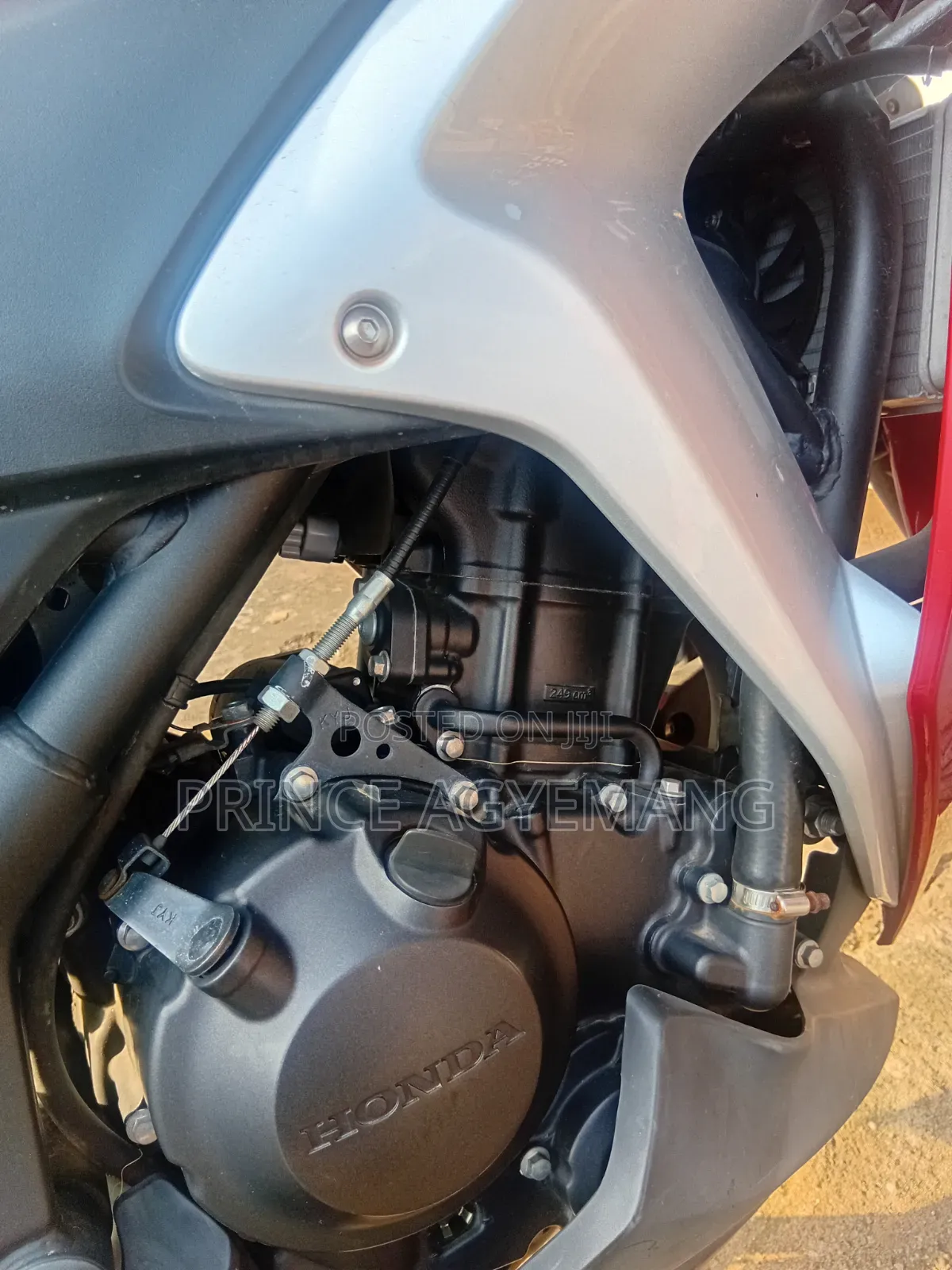 Honda CBR 2012 Red