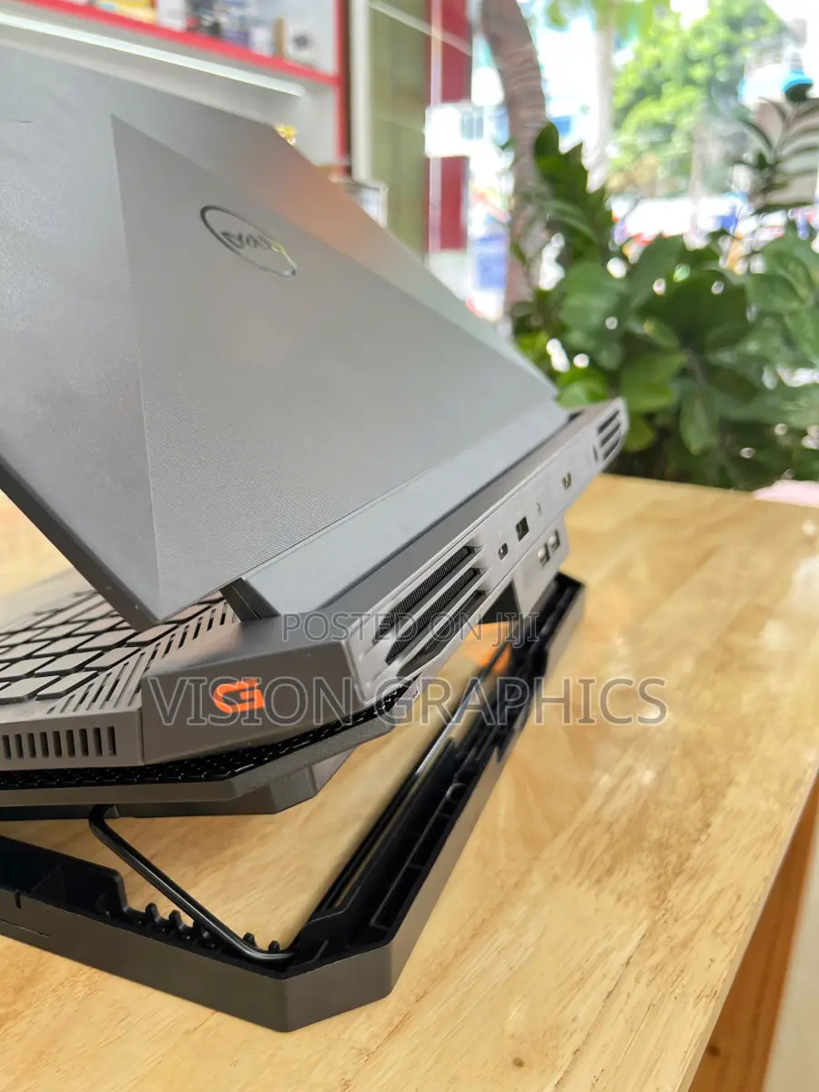 Laptop Dell G5 15 5590 16GB Intel Core i9 SSD 1T