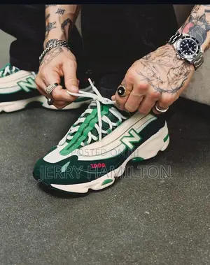 Fresh Green New Balance 100