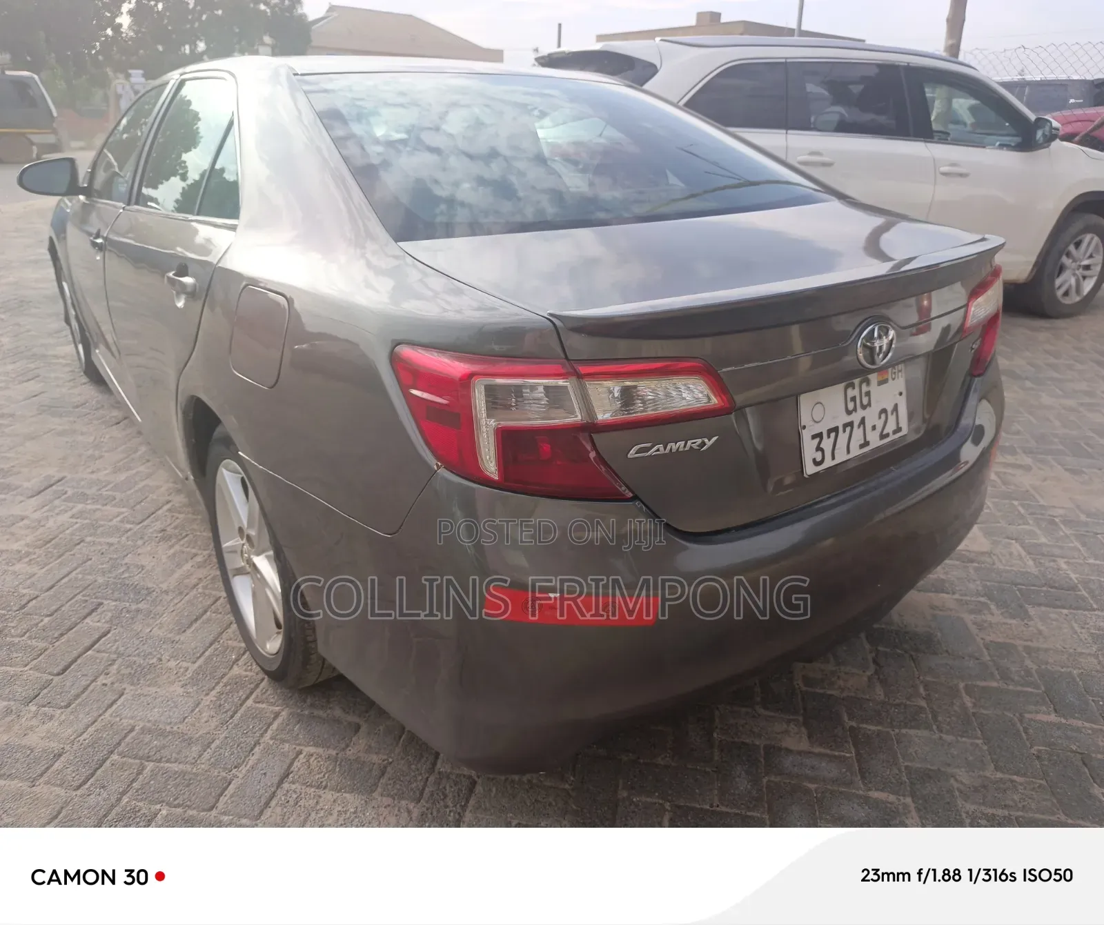Toyota Camry LE 4dr Sedan (2.5L 4cyl 6A) 2013 Gray