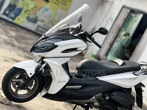Kymco 2023 White