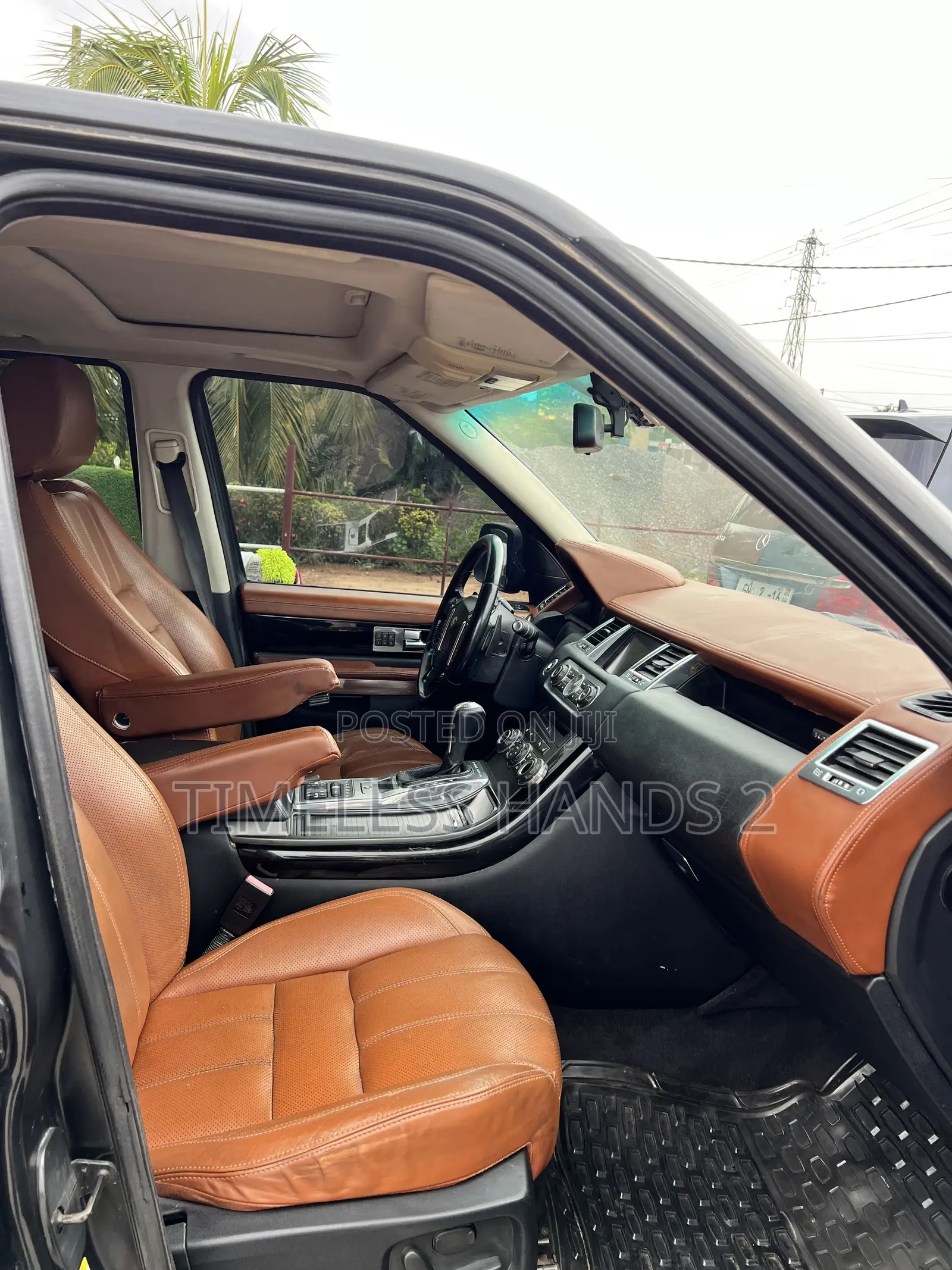 Land Rover Range Rover Sport Supercharged 4x4 (5.0L 8cyl 6A) 2012 Black