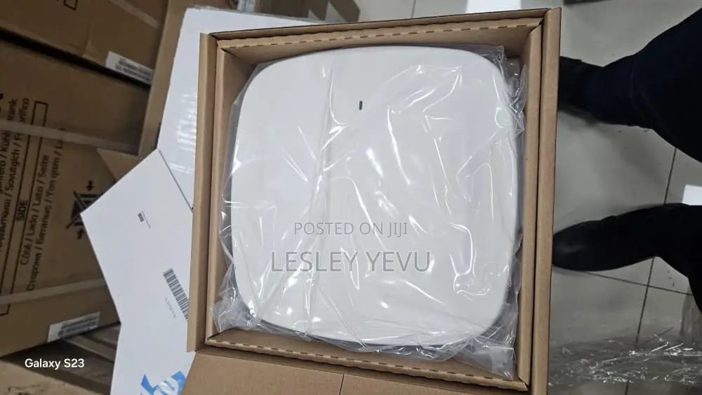 Cisco Cbs350-12xs 10g Switch + Catalyst 9166d1 Wi-Fi 6e Ap Bundle