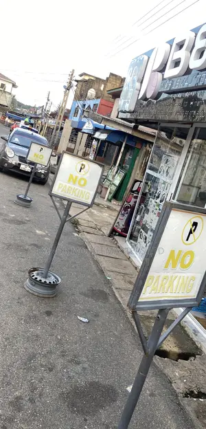 Mobile Phone Accessories Shop for Rent – Everything Included