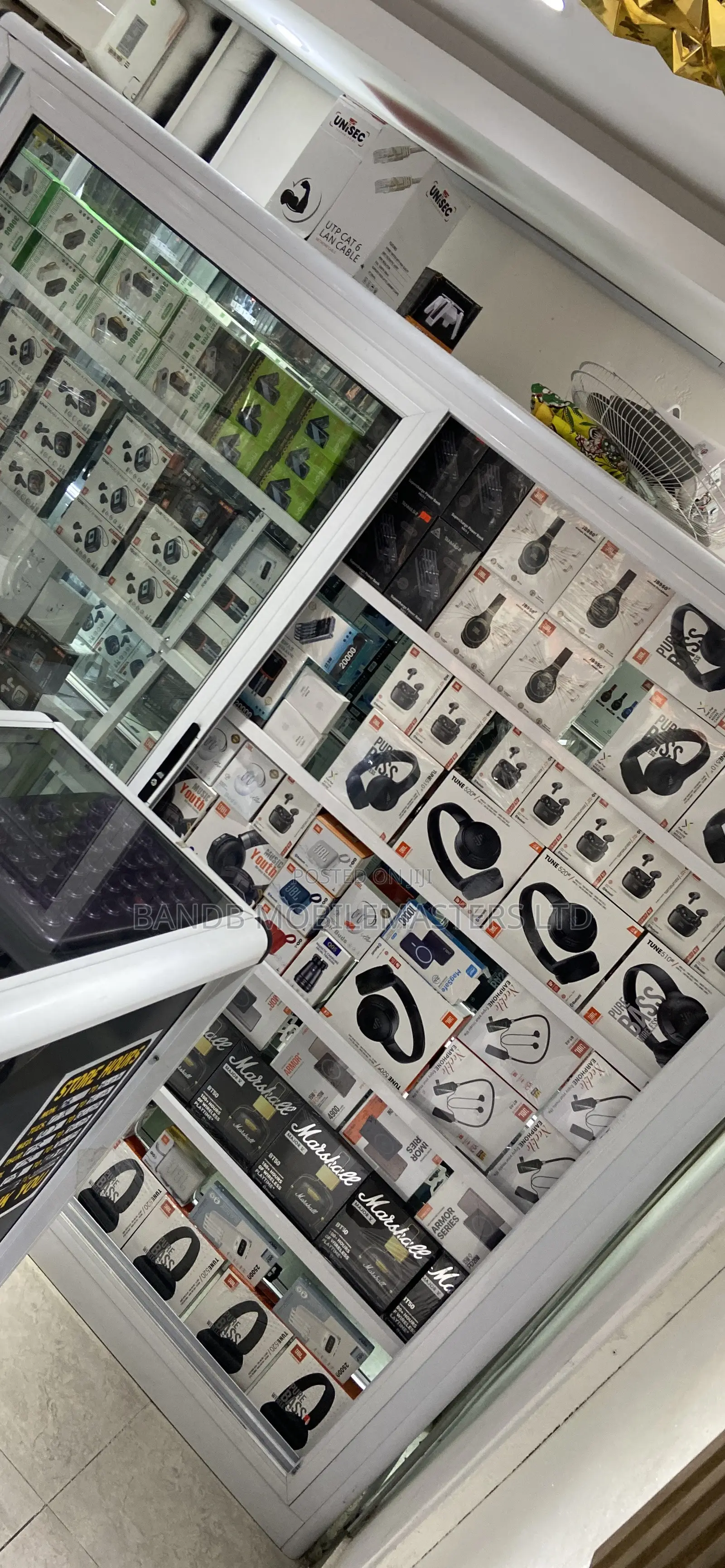 Mobile Phone Accessories Shop for Rent – Everything Included