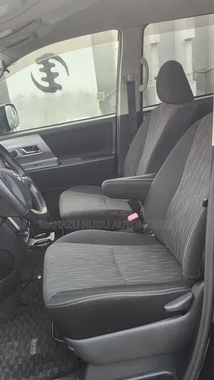 Toyota Voxy 2012 Black