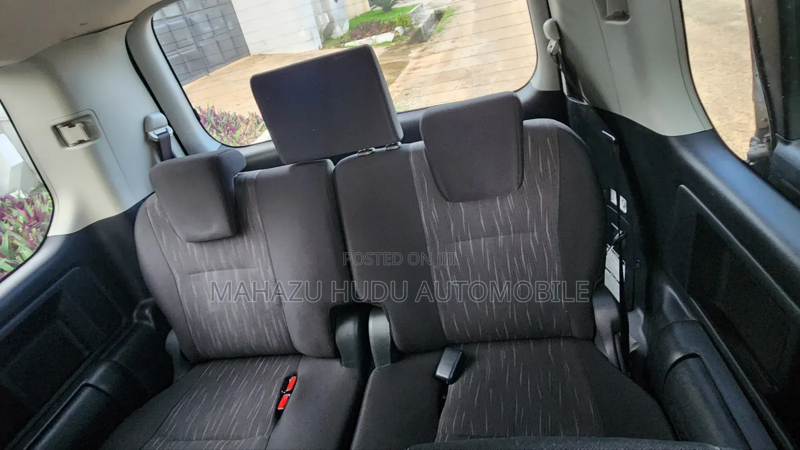 Toyota Voxy 2012 Black
