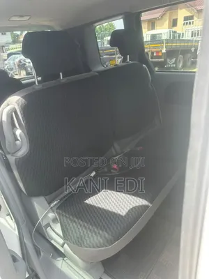 Toyota Sienta 2010 White