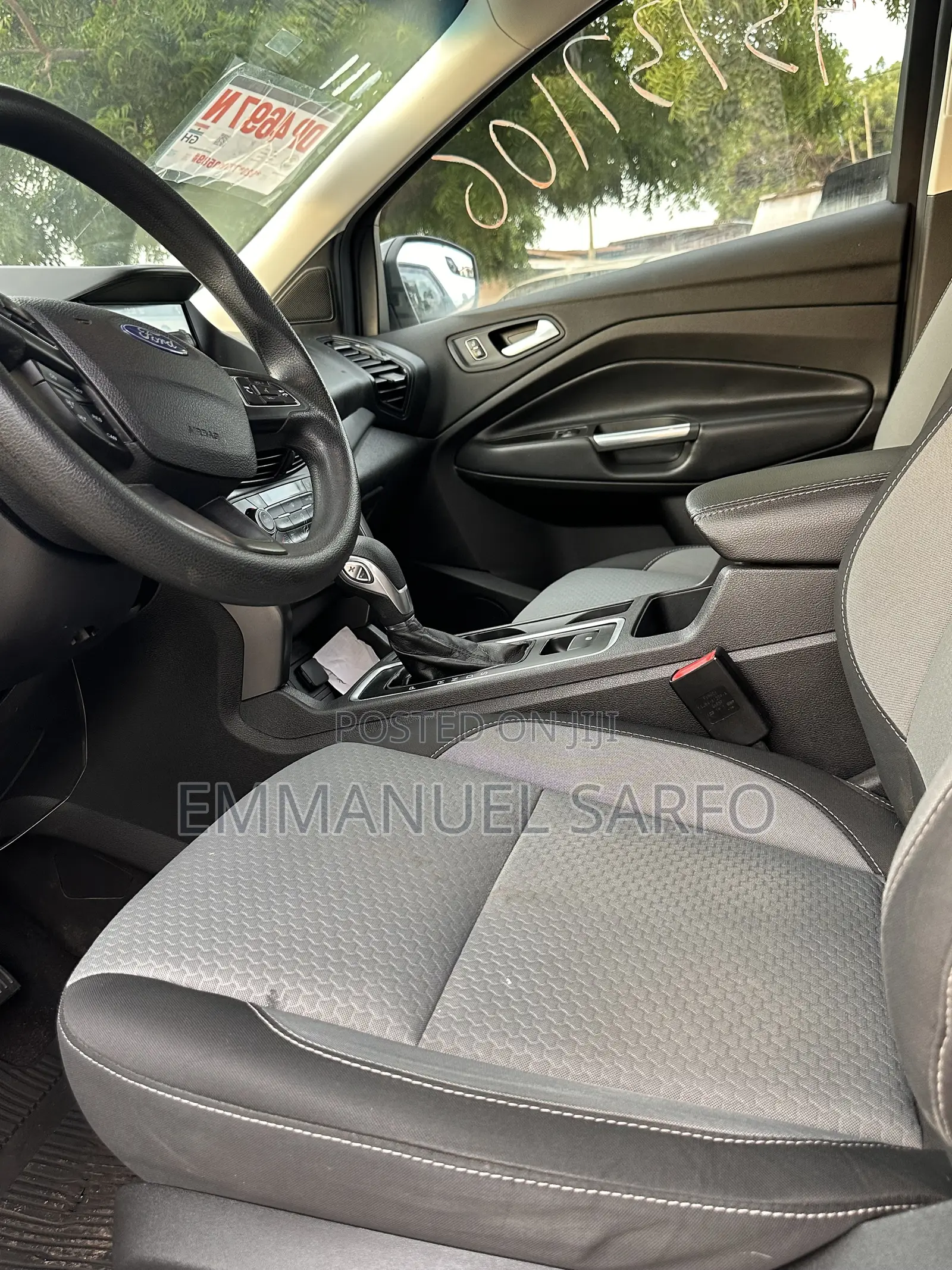 Ford Escape SE 4x4 2019 Gray