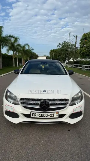 Mercedes-Benz C300 2018 White