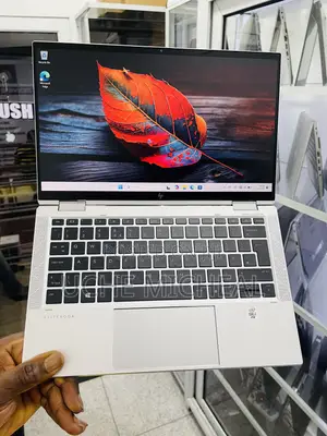 Laptop HP EliteBook x360 1030 G7 16GB Intel Core i7 SSD 256GB