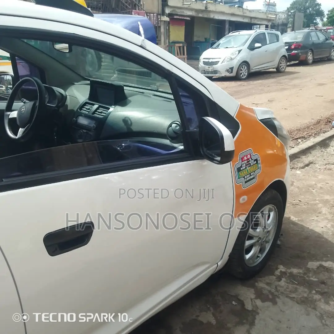 Chevrolet Spark 2014 White