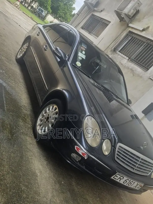 Mercedes-Benz E200 2006 Black