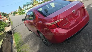 Toyota Corolla 2018 Red