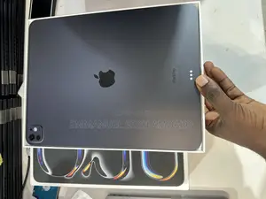 Apple iPad Pro 13 (2024) 256 GB Black