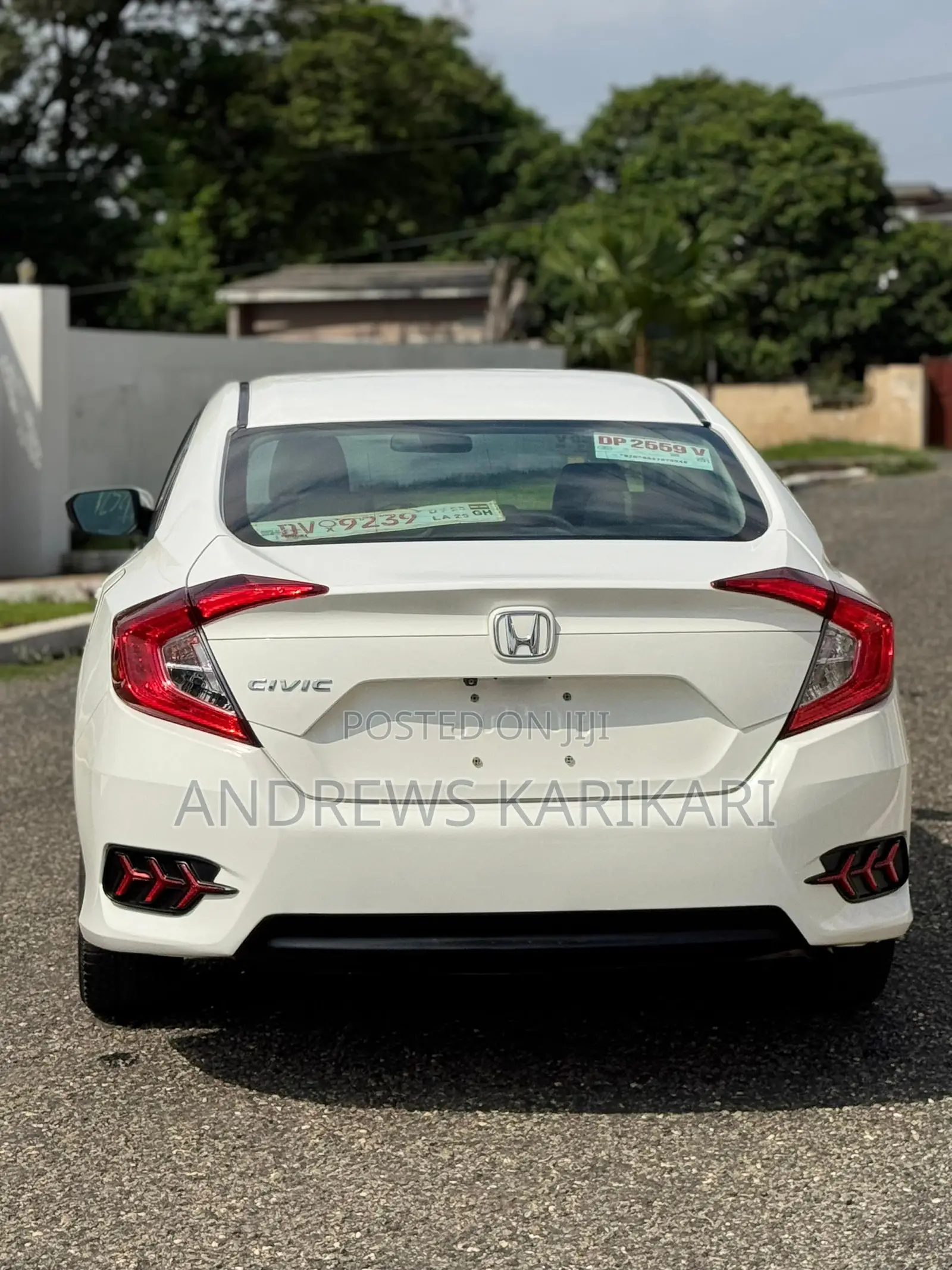 Honda Civic LX 4dr Sedan (2.0L 4cyl) 2016 White