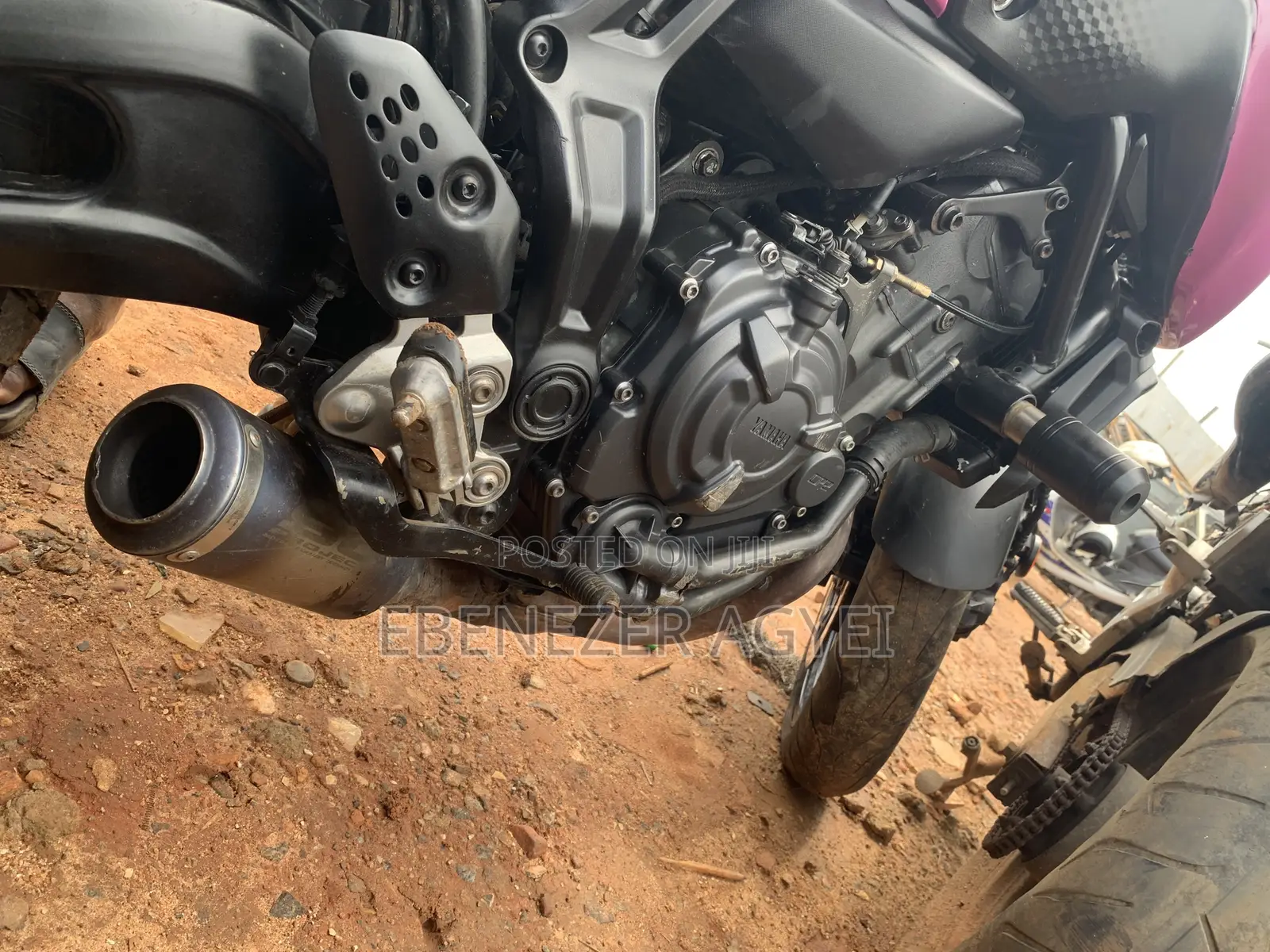 Yamaha 2021 Pink