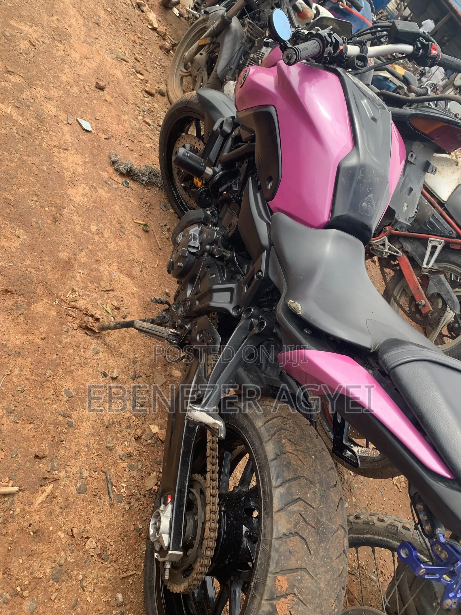 Yamaha 2021 Pink