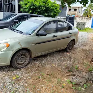 Hyundai Accent 2010 Gray
