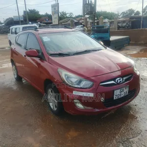 Hyundai Accent 2013
