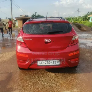 Hyundai Accent 2013