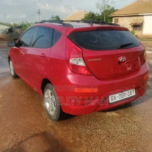 Hyundai Accent 2013