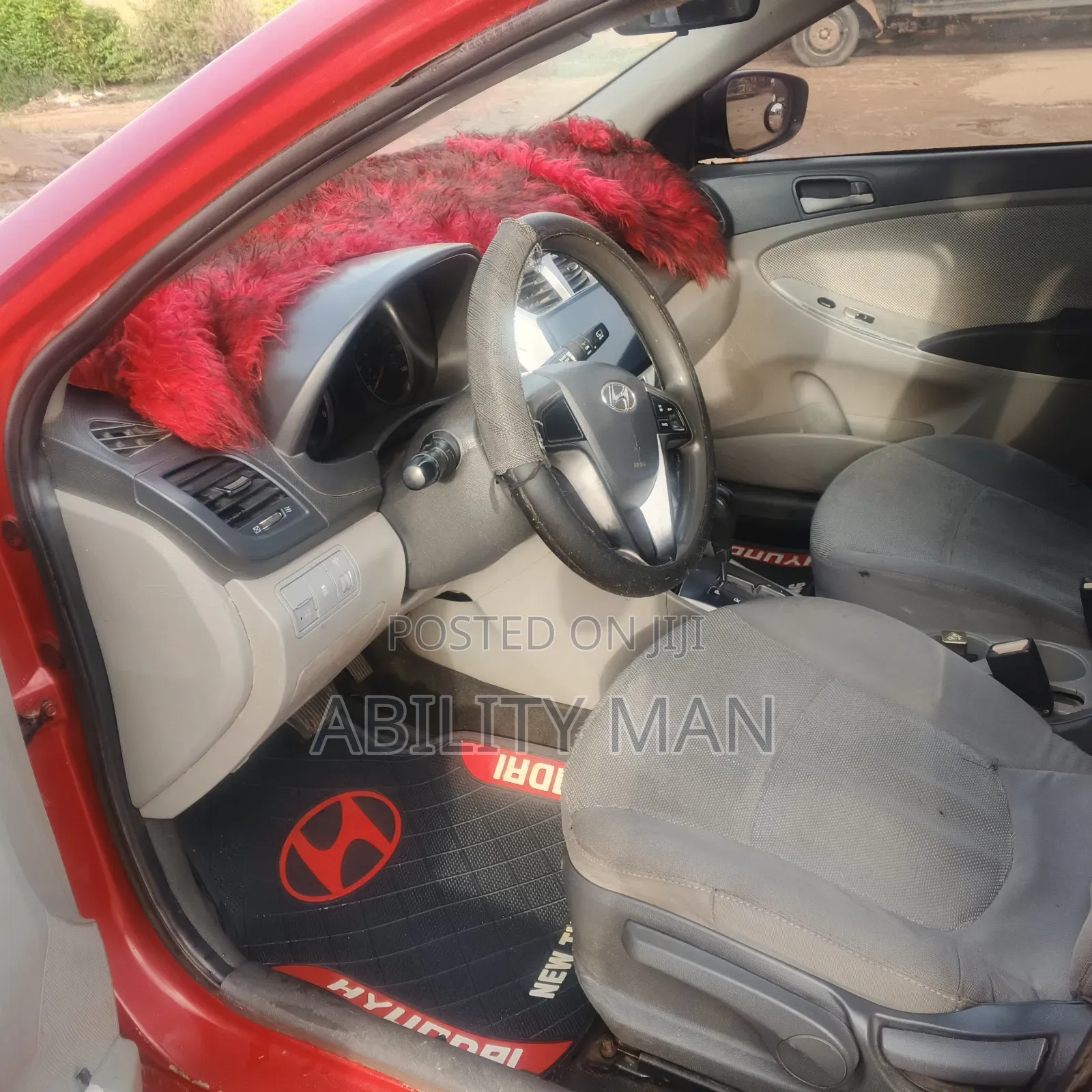 Hyundai Accent 2013