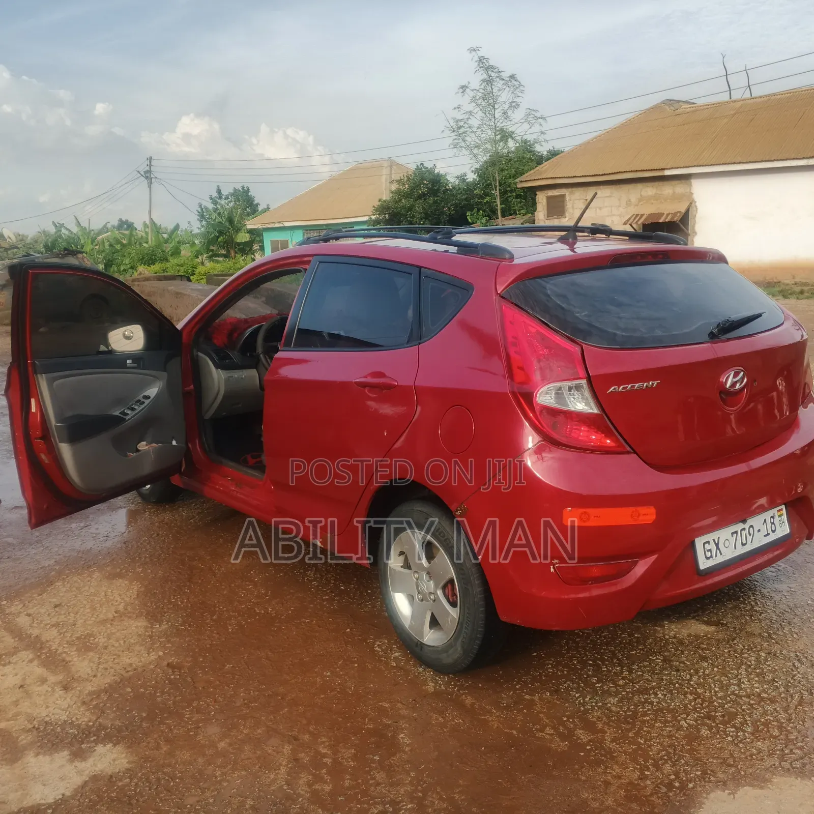 Hyundai Accent 2013