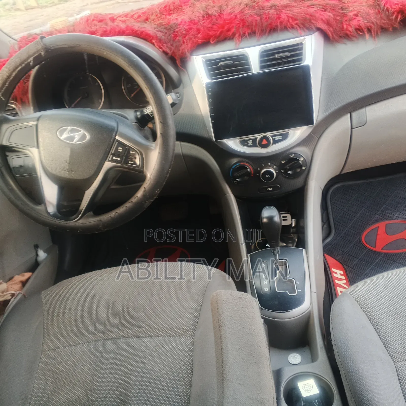 Hyundai Accent 2013