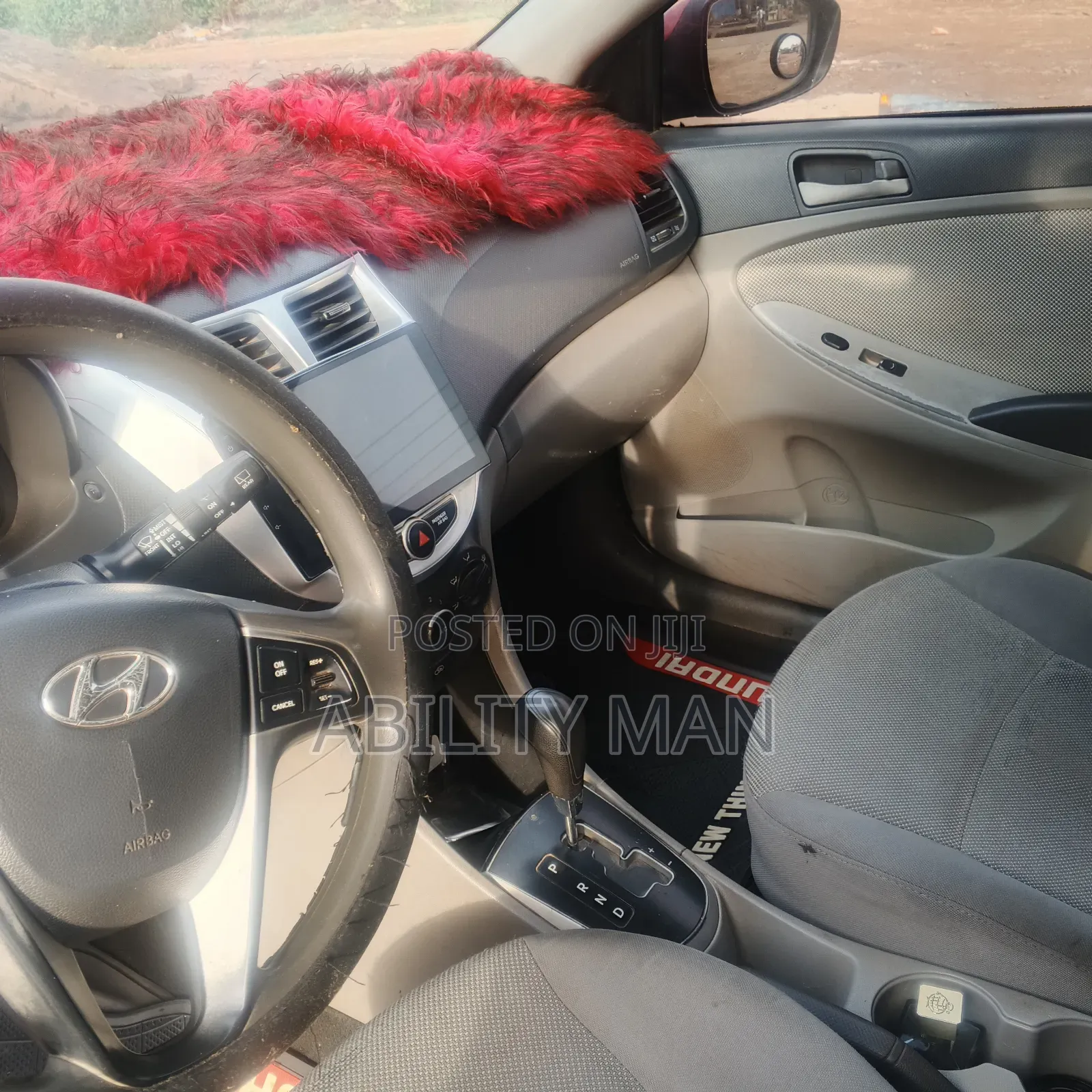 Hyundai Accent 2013