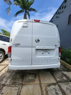 Nissan NV200 2016 White