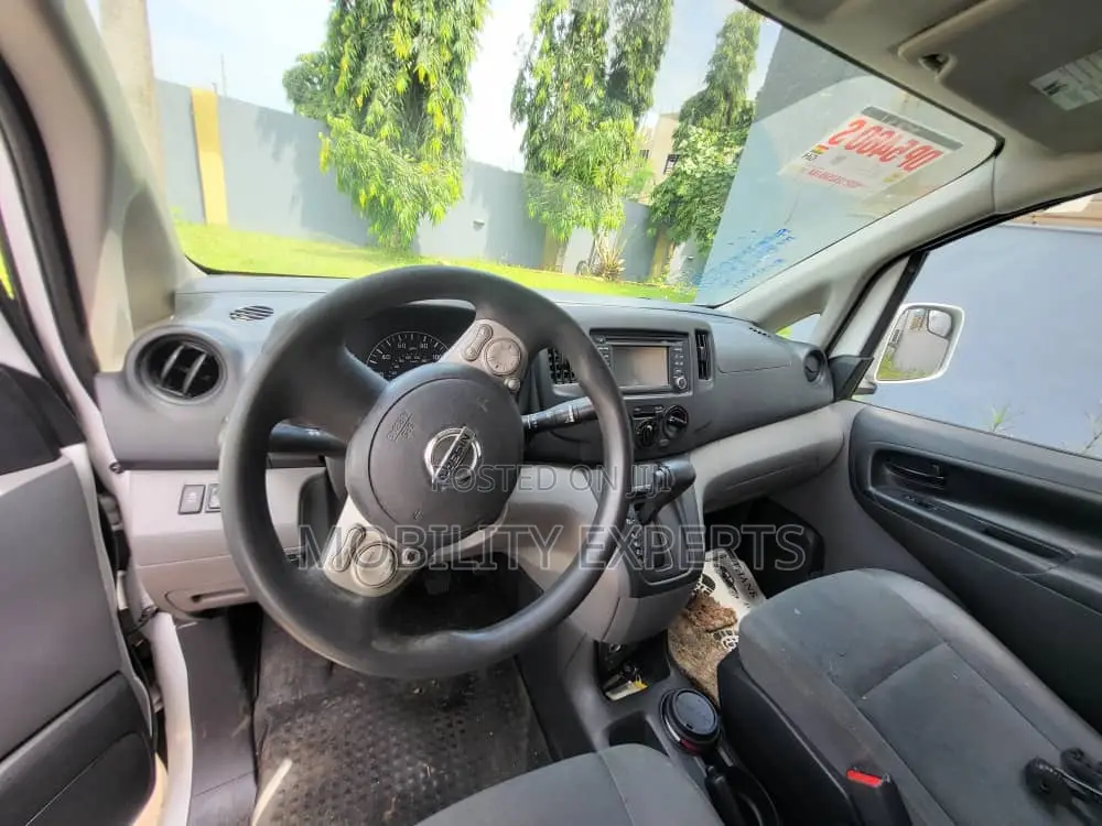Nissan NV200 2016 White