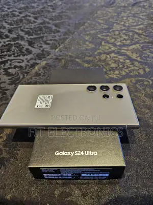 New Samsung Galaxy S24 Ultra 512 GB Black